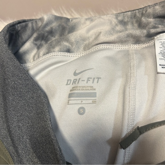 NIKE DRI-FIT SKORTS size S - Picture 6 of 6
